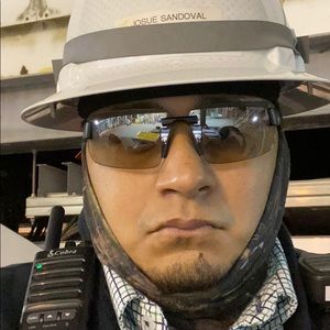 Meet your Posher, Josue